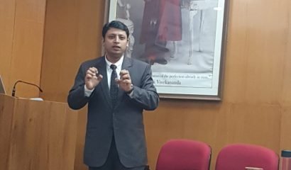 Dr. Prashant Jain participating in the International Conference on Medicinal Plants at Kirori Mal College, University of Delhi - IMG-3